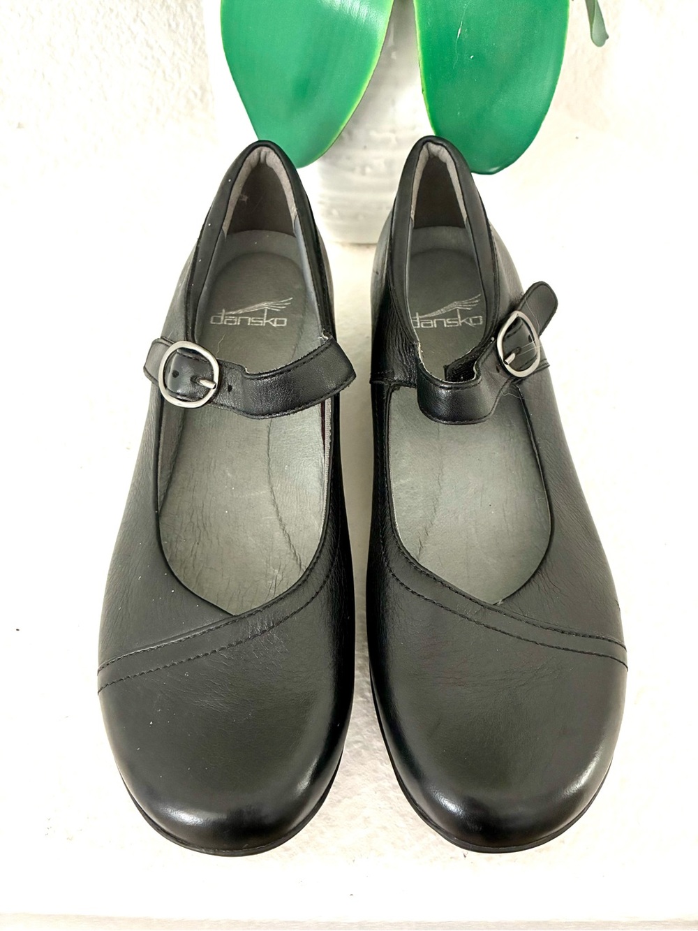 Preowned Dansko Maryjane women’s shoe size 39